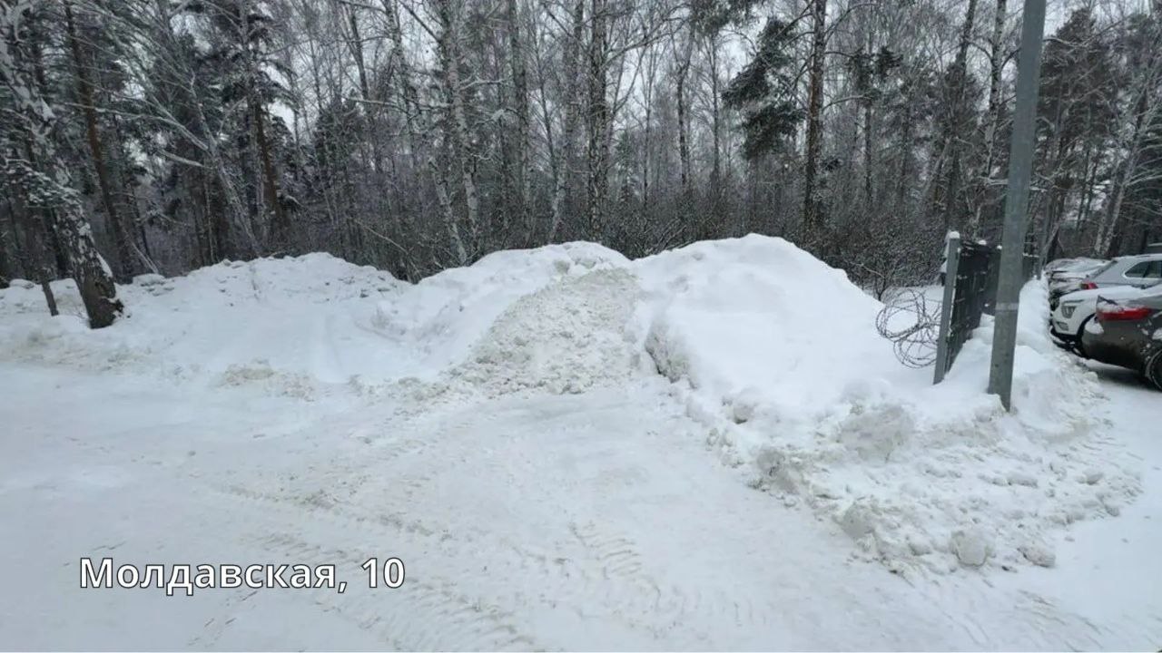 Почему так жесток снег, оставляет свои следы Почему так жесток снег, оставляет свои следы