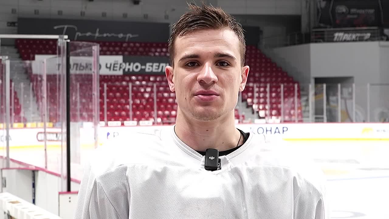 К акции «День против мошенников» присоединился нападающий челябинского хоккейного клуба «Трактор» Михаил Рольгизер