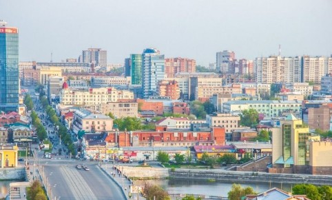 Челябинские водители получили «тройку с минусом» за культуру вождения