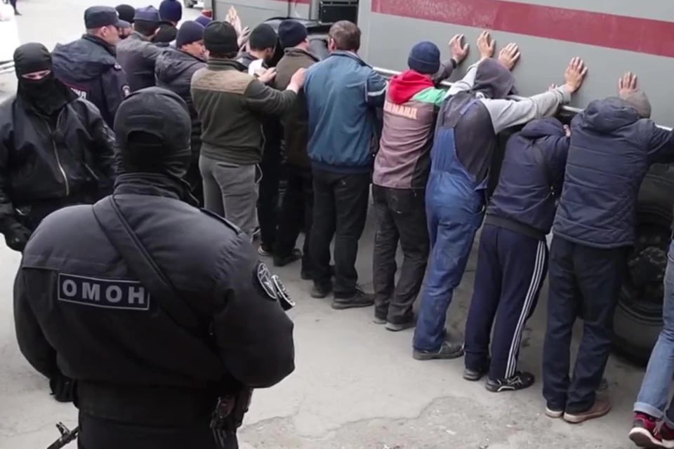 Из Челябинской области с начала года решили выдворить 246 иностранцев