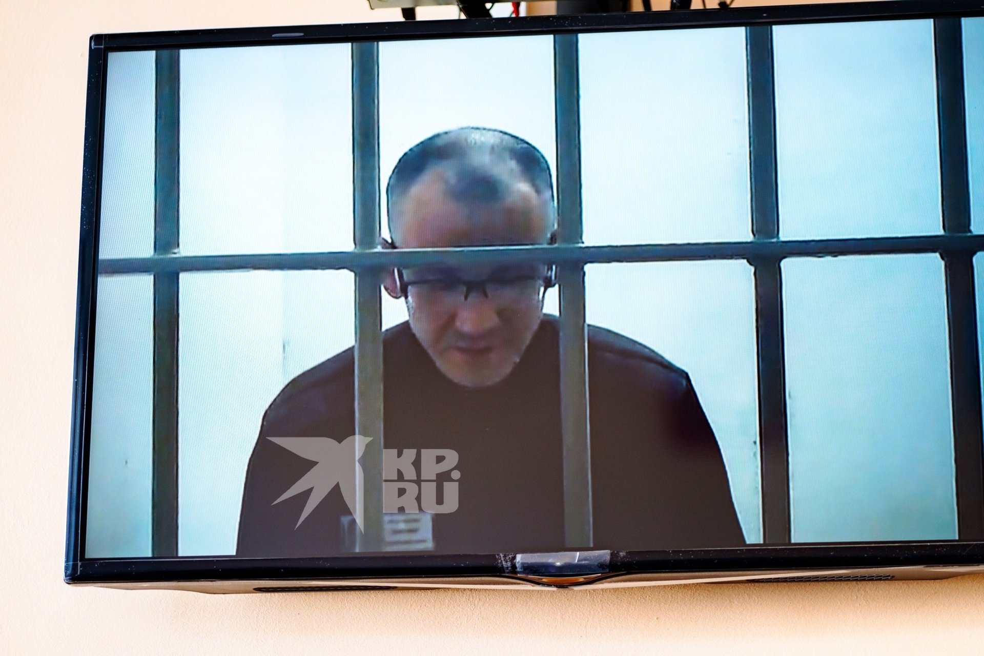 «Ваша честь, я не знал!»: растерзавший девочек маньяк «Паук» признался, почему решил подать иск на 500 тысяч только через 17 лет «Ваша честь, я не знал!»: растерзавший девочек маньяк «Паук» признался, почему решил подать иск на 500 тысяч только через 17 лет