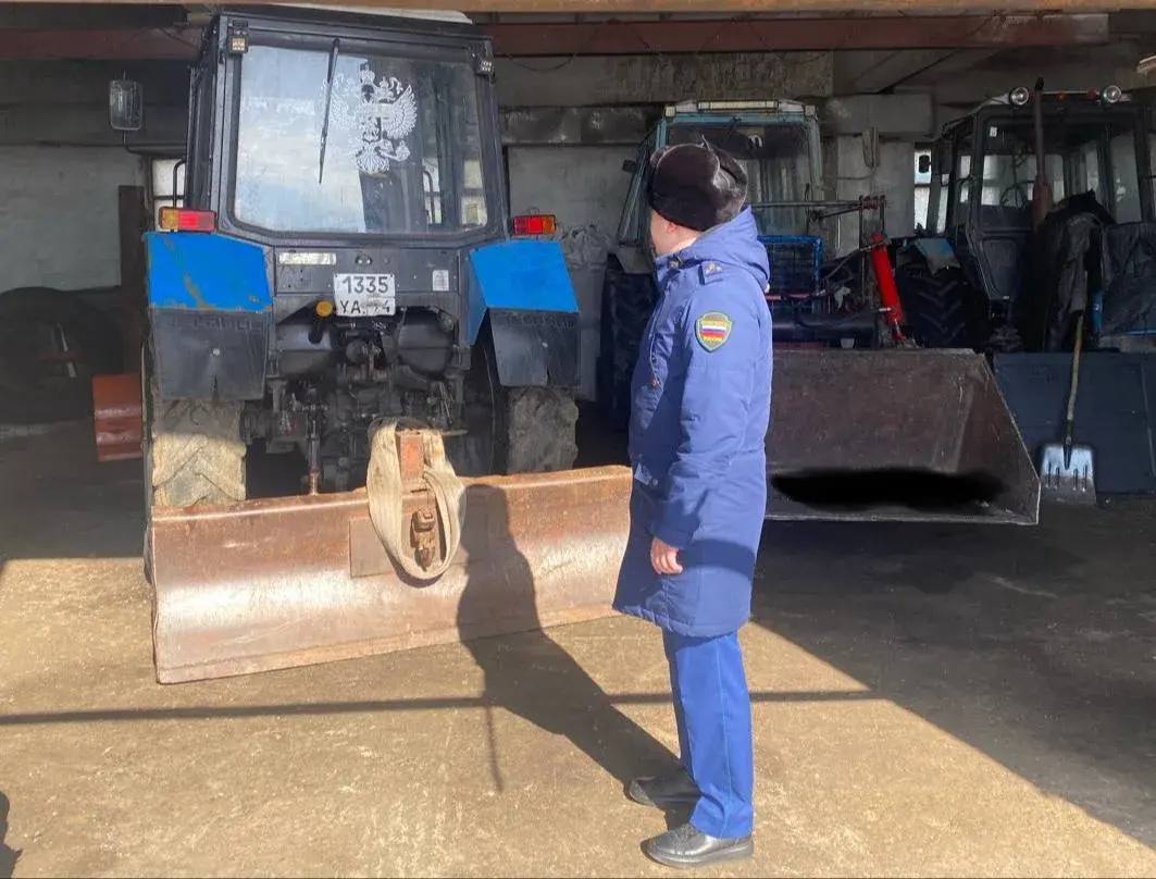 В преддверии Международного дня лесов Магнитогорская природоохранная прокуратура провела встречу с трудовым коллективом ЧОБУ «Верхнеуральский лесхоз» и оценила готовность лесопожарной техники к пожароопасному сезону В преддверии Международного дня лесов Магнитогорская природоохранная прокуратура провела встречу с трудовым коллективом ЧОБУ «Верхнеуральский лесхоз» и оценила готовность лесопожарной техники к пожароопасному сезону