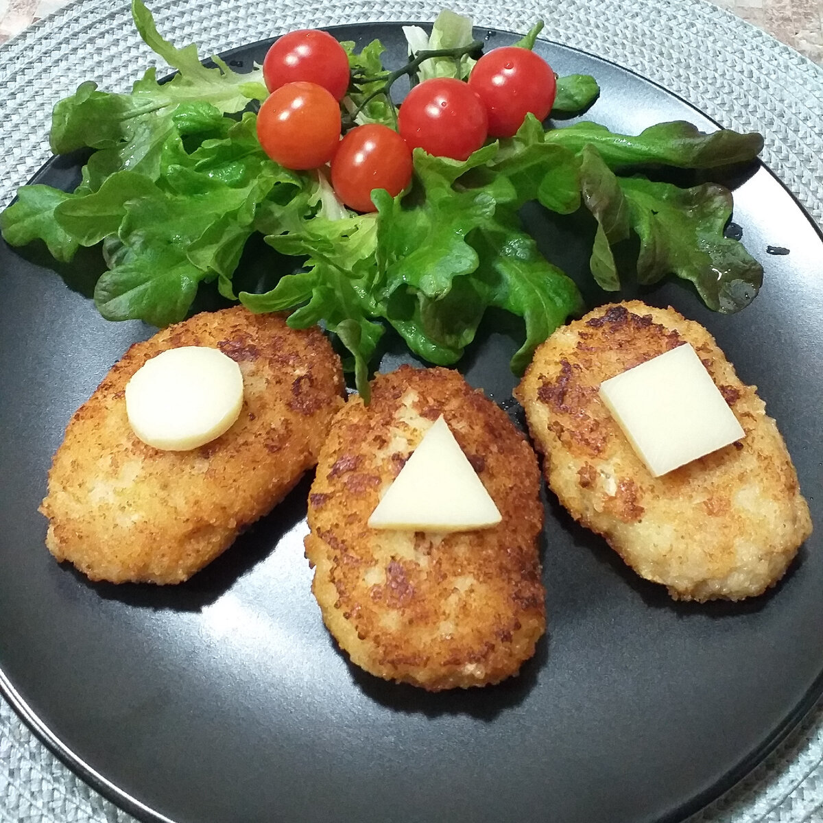 Удивительные котлеты из кальмаров и минтая с сыром для настоящих гурманов