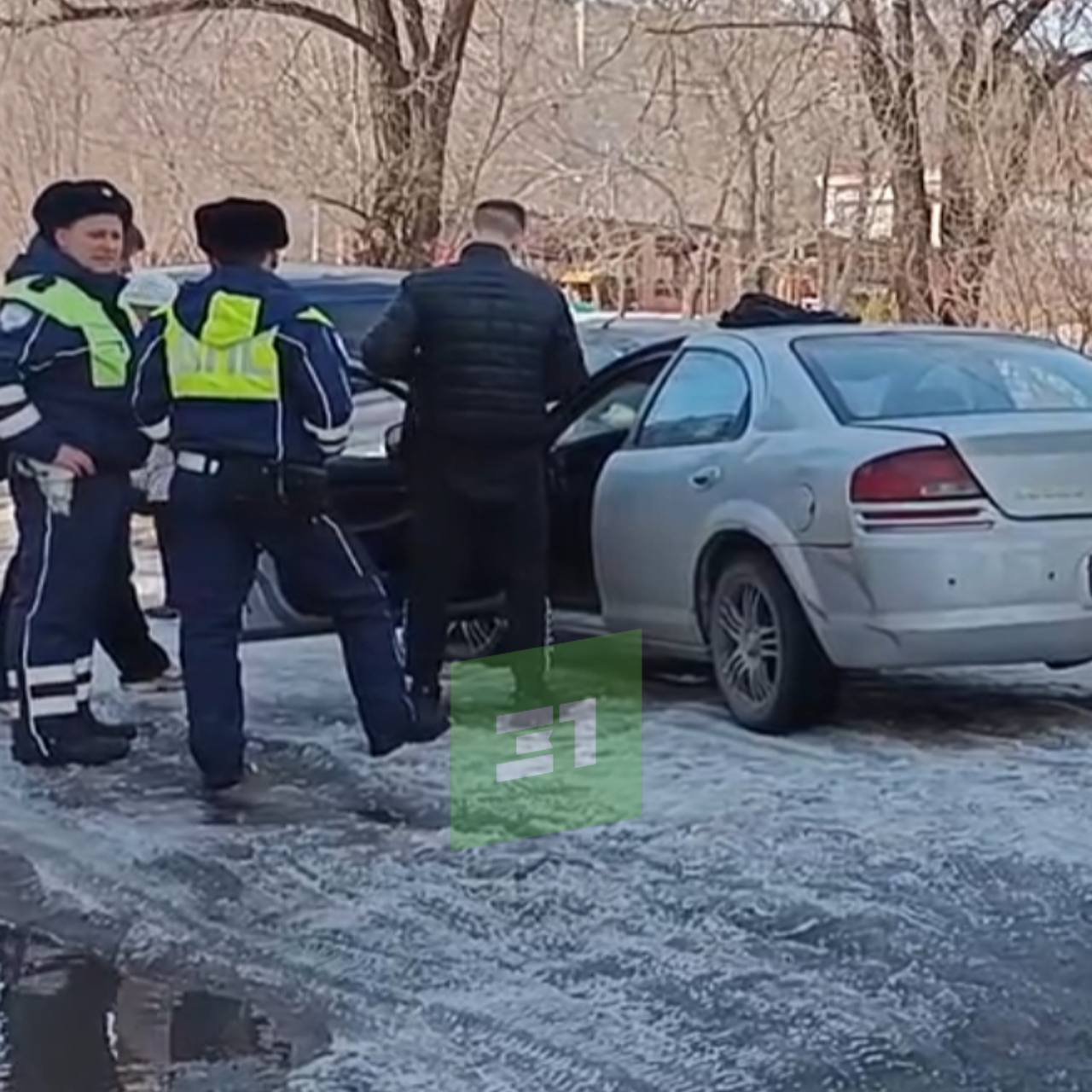 Школьник купил машину, чтобы кататься на уроки