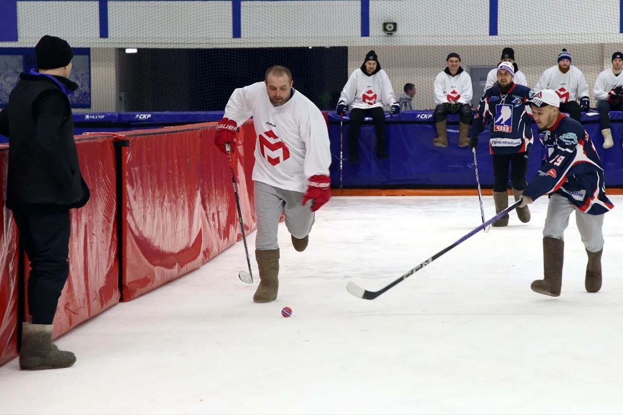 На Южном Урале состоялся турнир по хоккею с мячом в валенках среди правоохранительных органов, силовых структур, государственных учреждений и организаций в регионе На Южном Урале состоялся турнир по хоккею с мячом в валенках среди правоохранительных органов, силовых структур, государственных учреждений и организаций в регионе