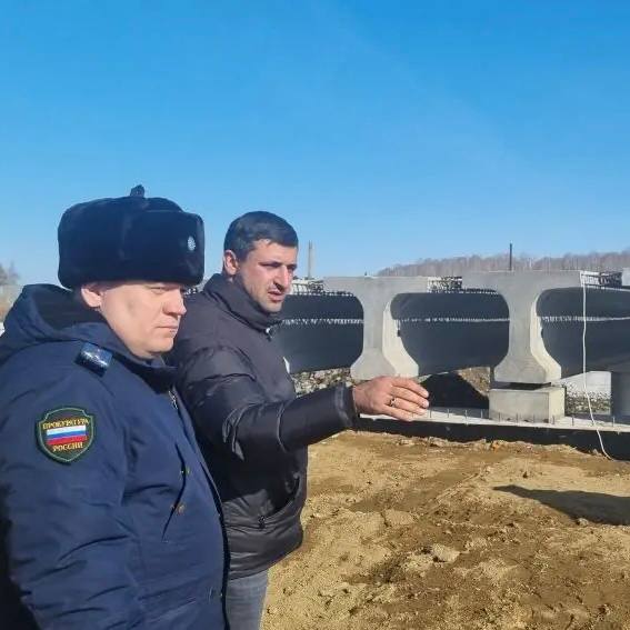 Прокуратура Сосновского района контролирует ход проведения работ по строительству автомобильного моста в п. Есаульский