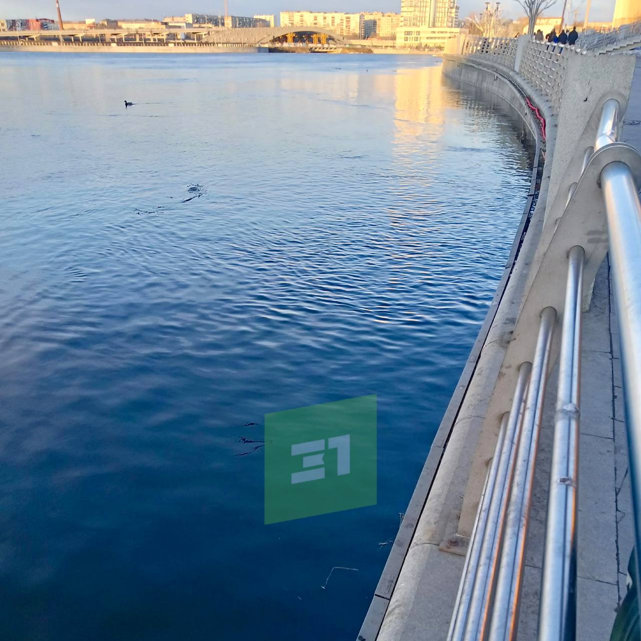 Набережная поплыла. За филармонией ограничили проход пешеходов Набережная поплыла. За филармонией ограничили проход пешеходов