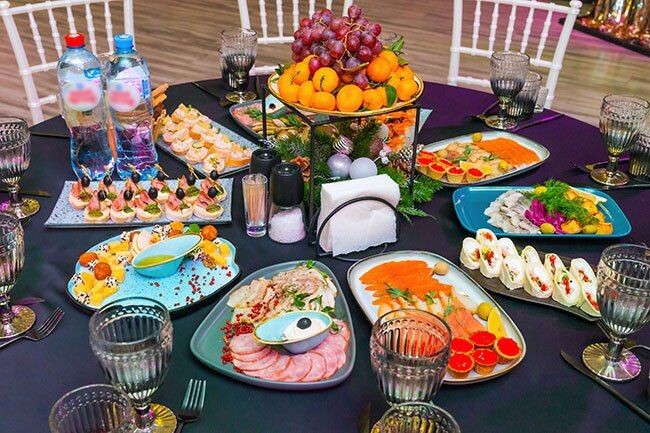 Оливье в этом году: сколько стоит главный новогодний салат