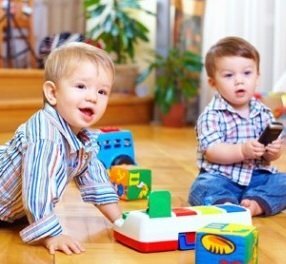 Как поддержать развитие вашего годовалого ребенка: советы для родителей