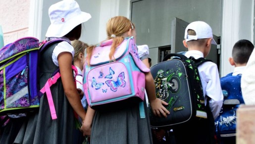 Приемная кампания в первые классы стартует в Челябинской области