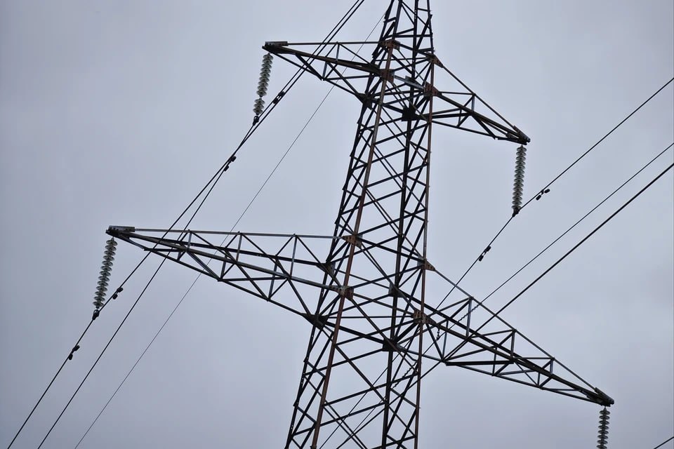 Тысячи незаконных кабелей нашли на ЛЭП: чем это грозит жителям Челябинской области