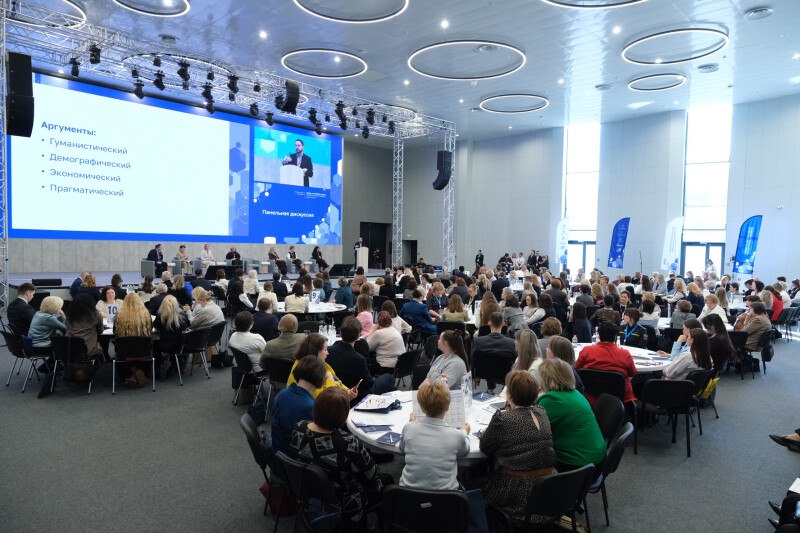 Мария Львова-Белова: Живой и продуктивной была работа участников стратегической сессии в Великом Новгороде Мария Львова-Белова: Живой и продуктивной была работа участников стратегической сессии в Великом Новгороде