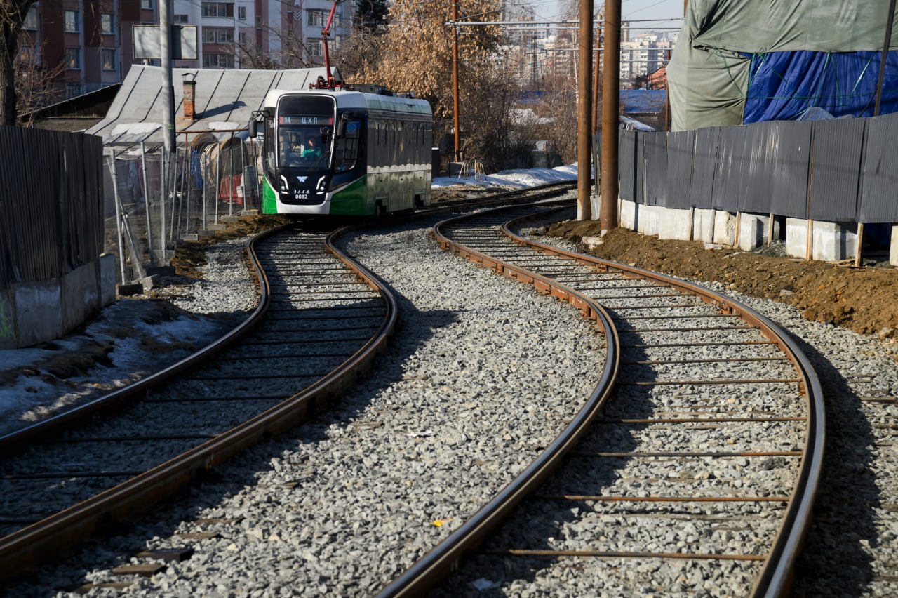 На пр. Победы завершается строительство второго котлована будущего метротрама На пр. Победы завершается строительство второго котлована будущего метротрама
