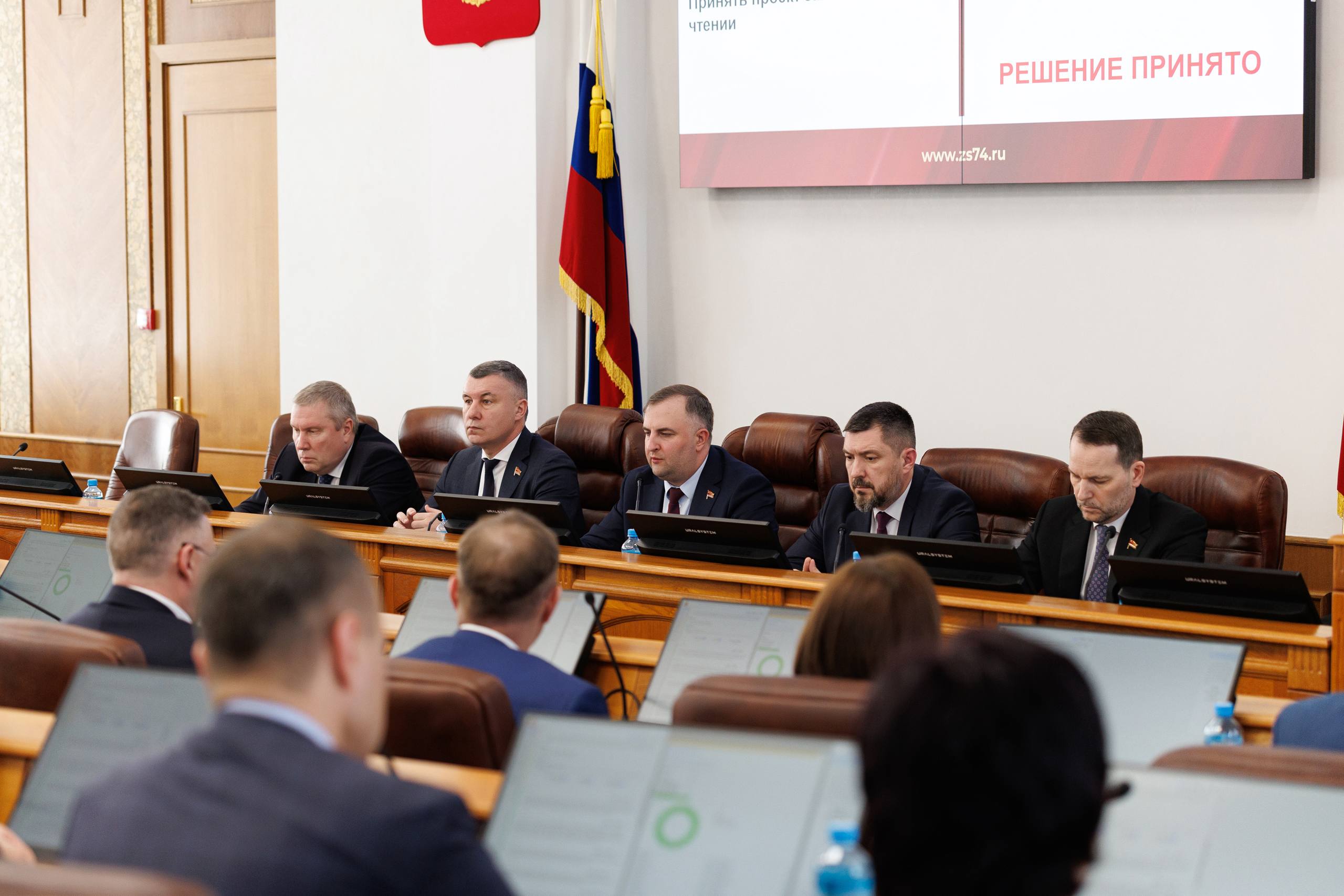 Ежемесячную выплату на проезд школьников из многодетных малообеспеченных семей сделали бессрочной