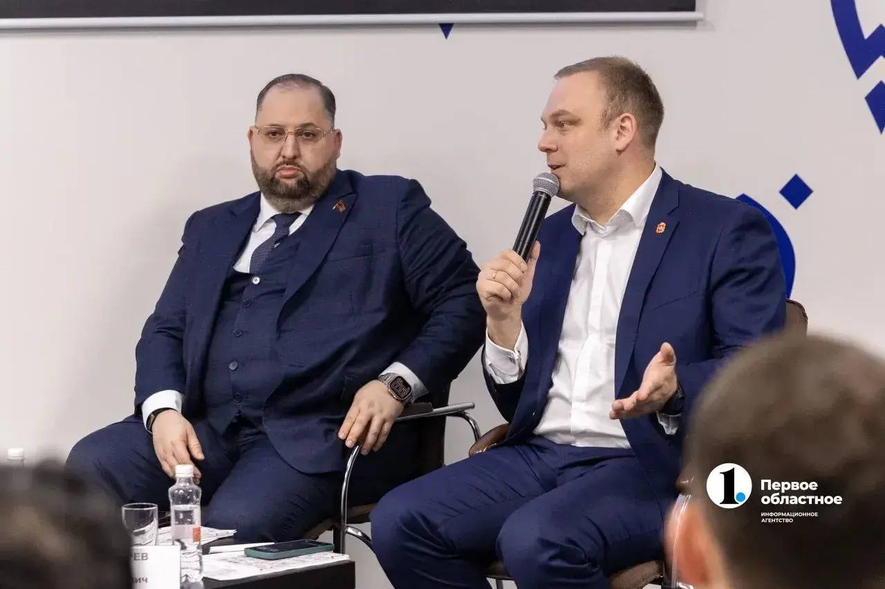 В Челябинске обсудили новую управленческую модель В Челябинске обсудили новую управленческую модель