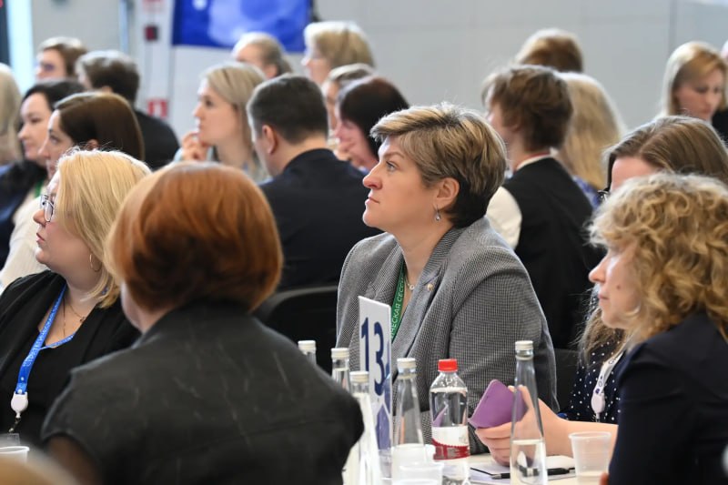 Мария Львова-Белова: Живой и продуктивной была работа участников стратегической сессии в Великом Новгороде Мария Львова-Белова: Живой и продуктивной была работа участников стратегической сессии в Великом Новгороде