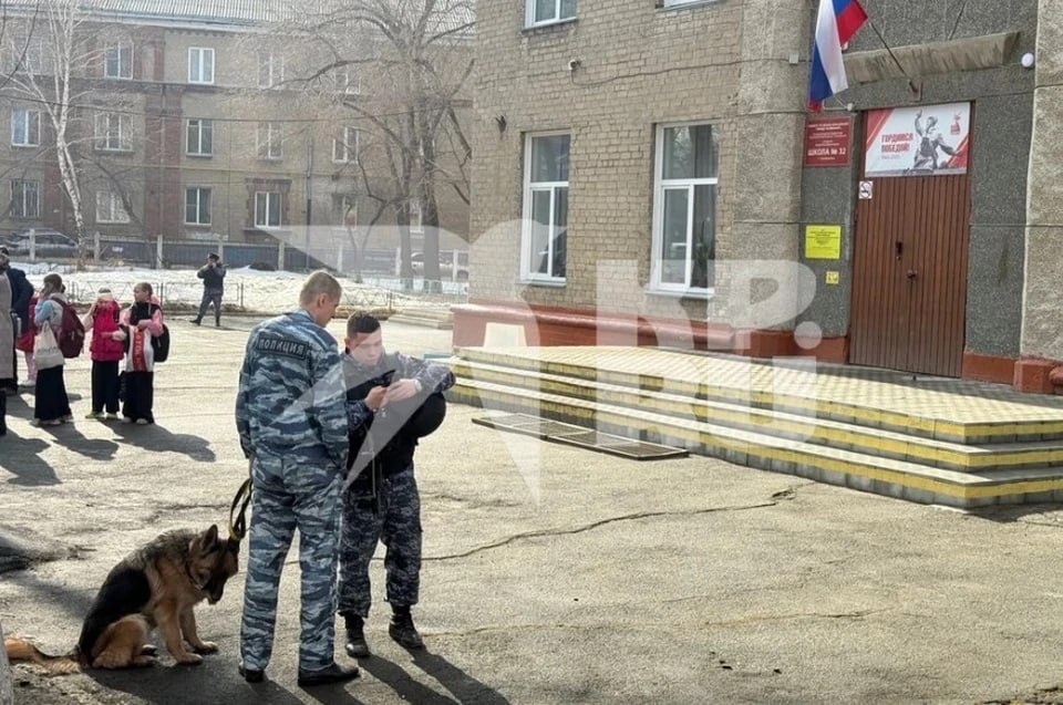 «Рос в полной и благополучной семье»: что известно о школьнике, устроившем нападение в Челябинске