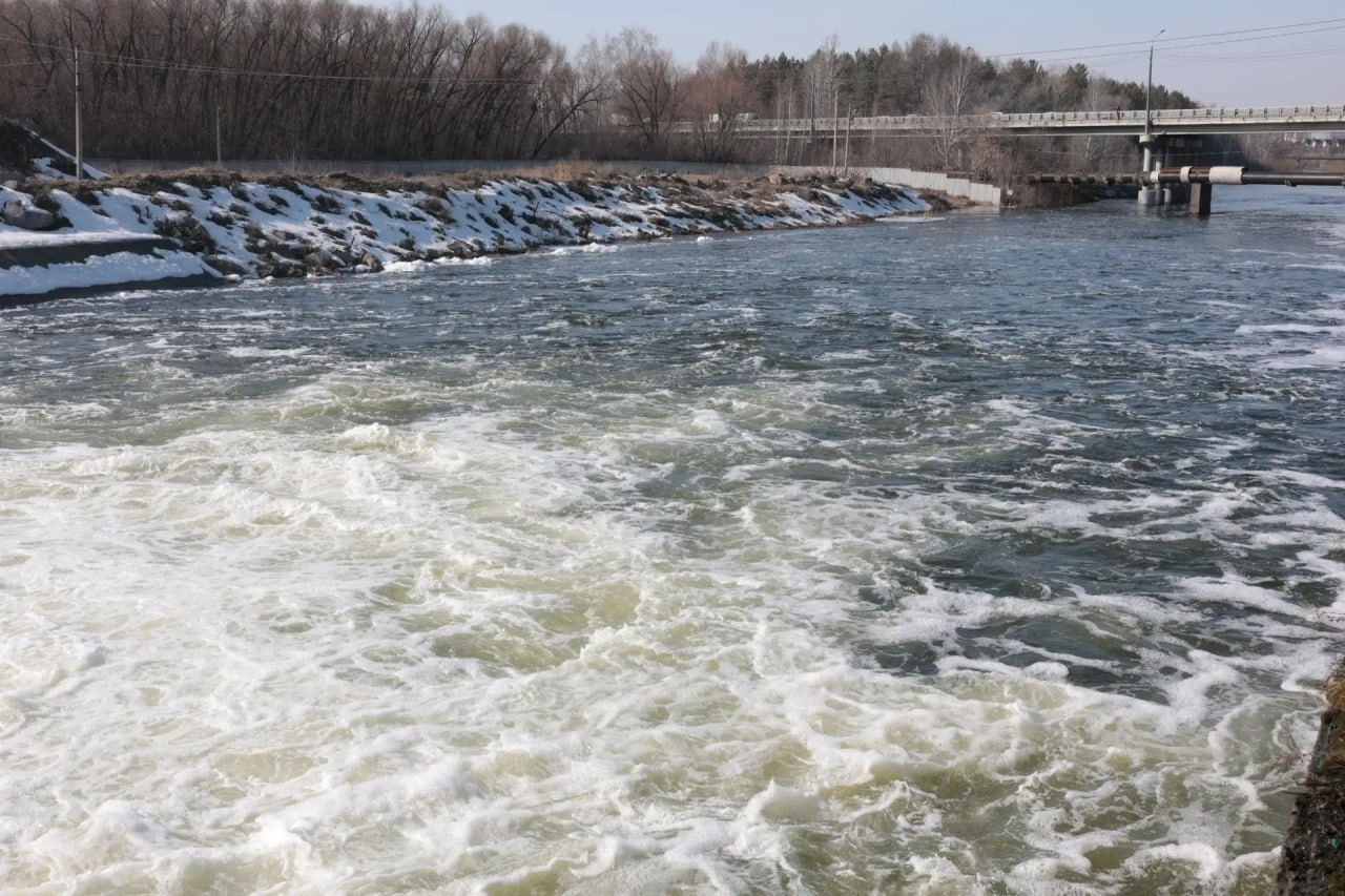 Алексей Текслер провел рабочее совещание по вопросам безопасного прохождения паводковых вод в Челябинской области Алексей Текслер провел рабочее совещание по вопросам безопасного прохождения паводковых вод в Челябинской области