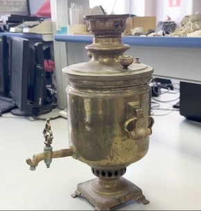 Мужчина пытался увезти раритетный самовар из Челябинска в Азейрбайджан