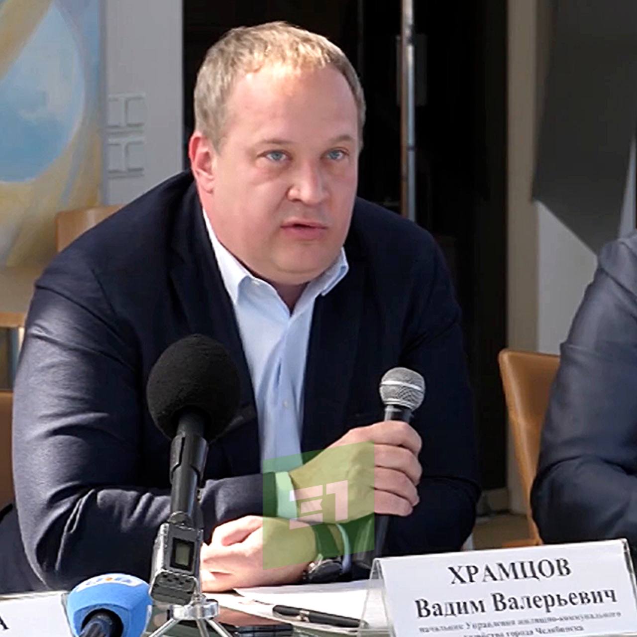 Сотрудники ФСБ сегодня также задержали главу управления ЖКХ Вадима Храмцова