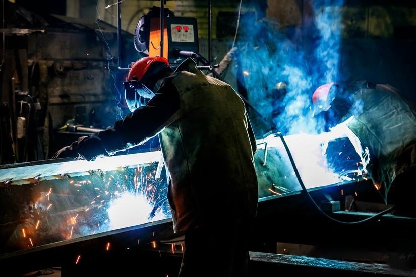 На ММК урезали отпускные. Базовая часть выплаты сохранена На ММК урезали отпускные. Базовая часть выплаты сохранена