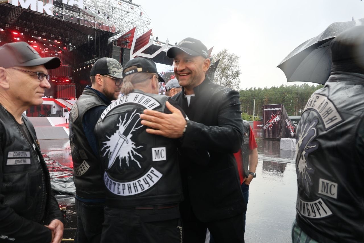 Артём Жога: Мотоклуб "Черные ножи", с днём рождения! Артём Жога: Мотоклуб "Черные ножи", с днём рождения!