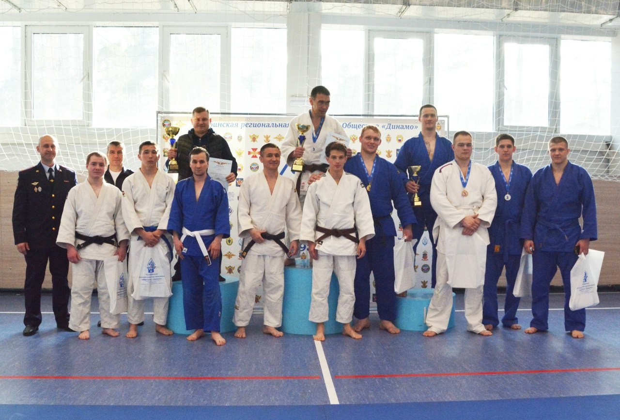 Сотрудники полиции стали победителями областного чемпионата по дзюдо, организованного спортобществом «Динамо» Сотрудники полиции стали победителями областного чемпионата по дзюдо, организованного спортобществом «Динамо»