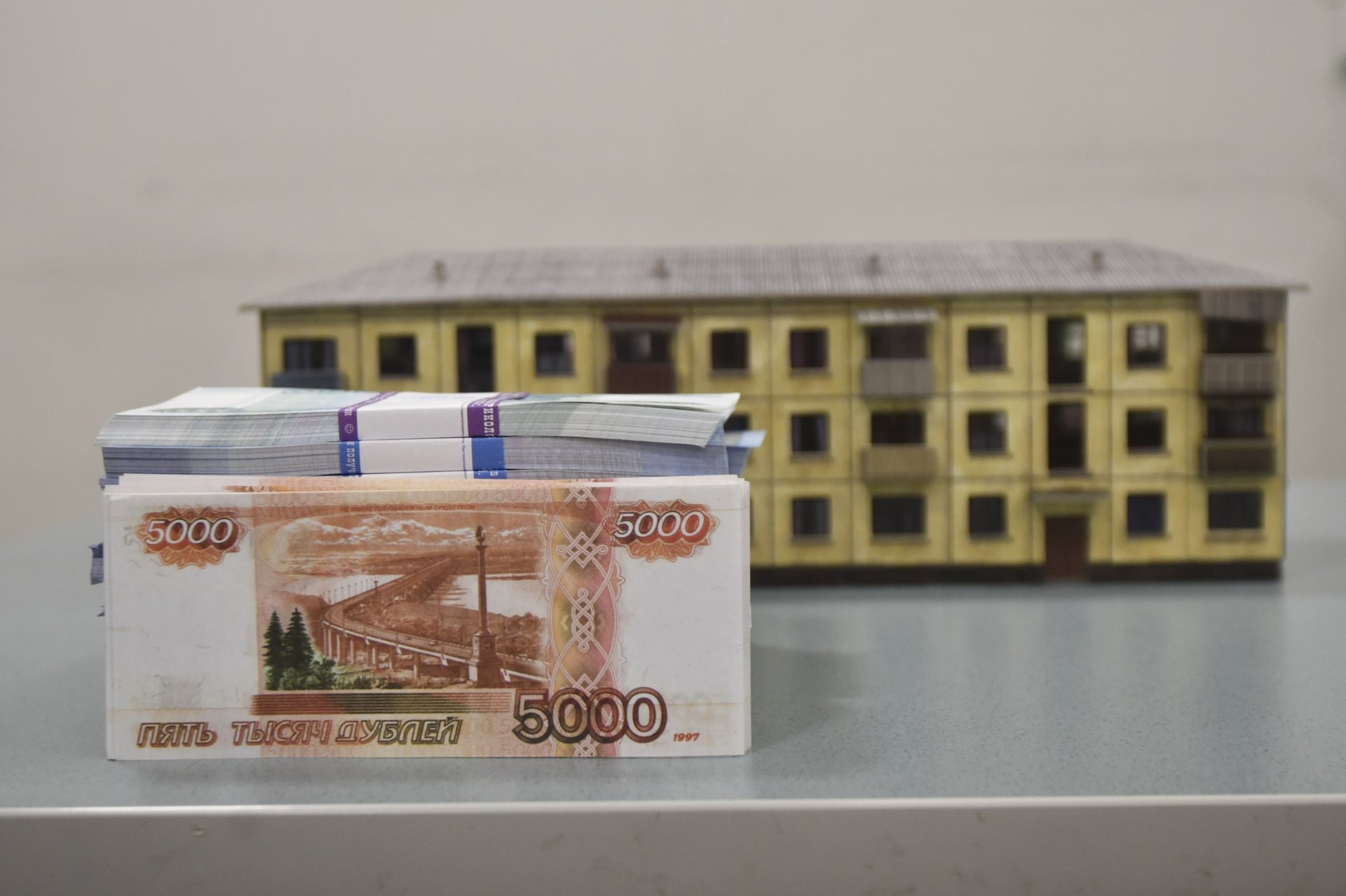 Обманул сирот и инвесторов на десятки миллионов: бизнесмен ответит в суде за строительство опасного для жизни жилья