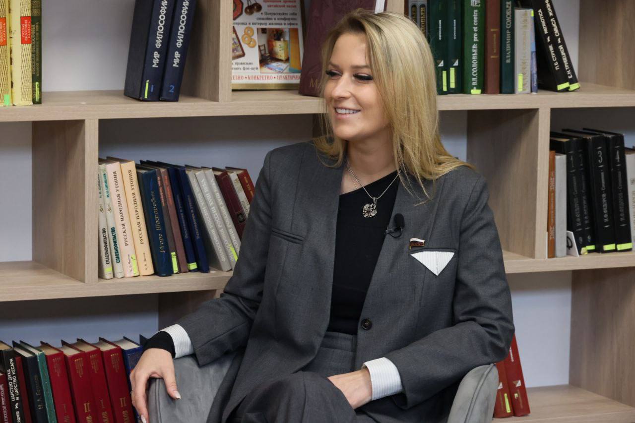 Депутат Госдумы от Челябинской области Яна Лантратова получила Орден Дружбы