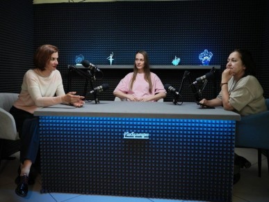 Мир женщины через образ цветка представили в театре Челябинска