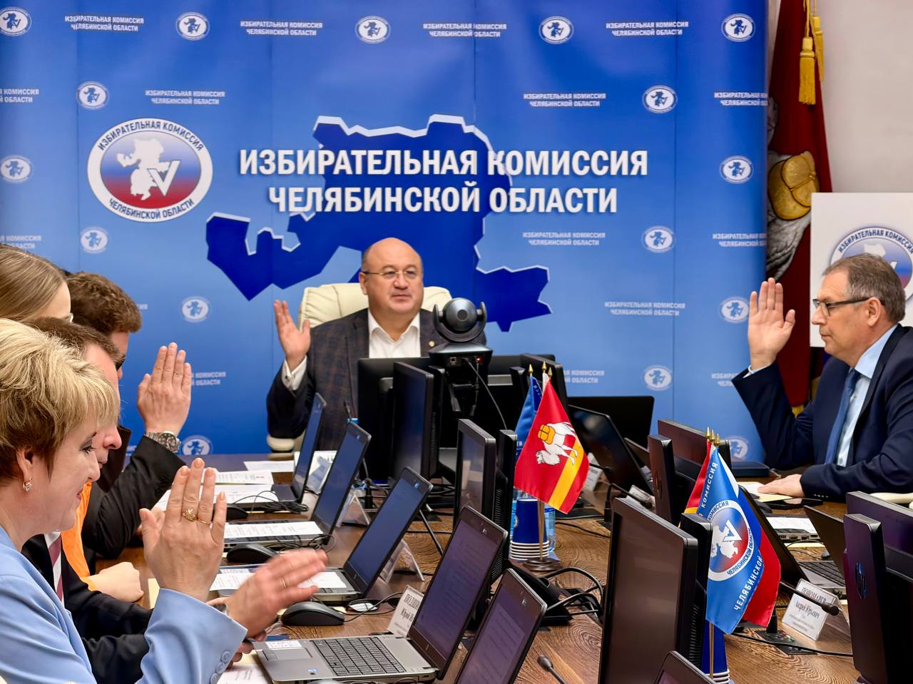 РАССМОТРЕЛИ КАДРОВЫЕ ВОПРОСЫ РАССМОТРЕЛИ КАДРОВЫЕ ВОПРОСЫ