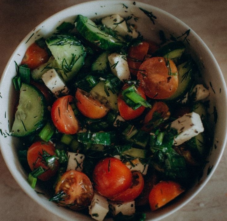 Поджелудочная устала? Узнайте, какие продукты могут ухудшить её состояние