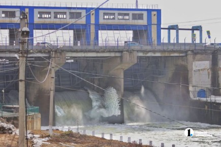 Сброс воды на Шершнях снижают