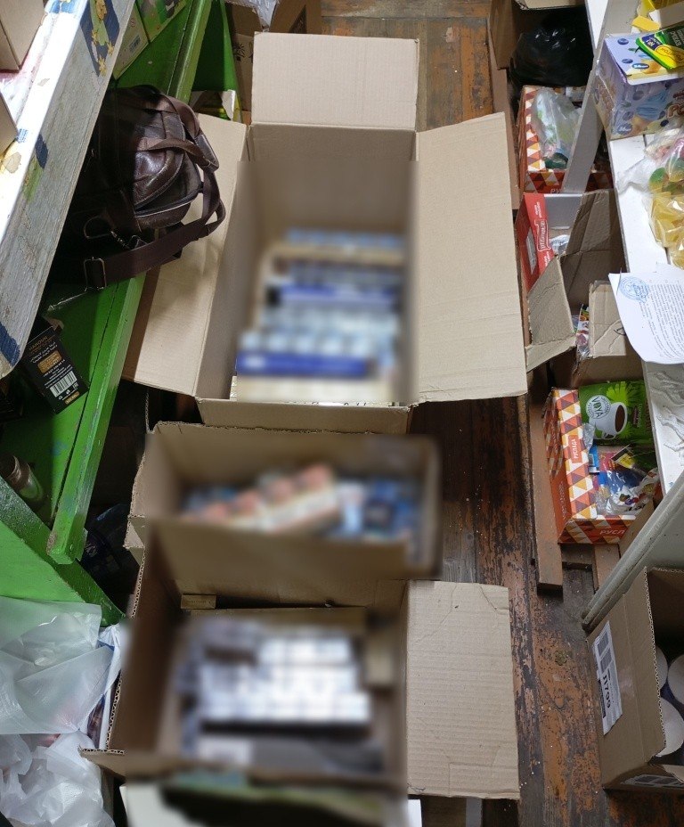 В Озерске полицейские пресекли незаконный оборот немаркированной табачной продукции на сумму более 110 тысяч рублей В Озерске полицейские пресекли незаконный оборот немаркированной табачной продукции на сумму более 110 тысяч рублей