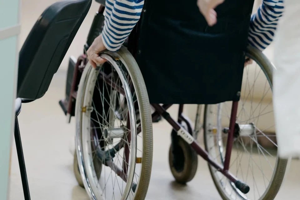 «Мы создали ему новую стопу»: из-за обморожения ног бойцу понадобилась помощь пластических хирургов