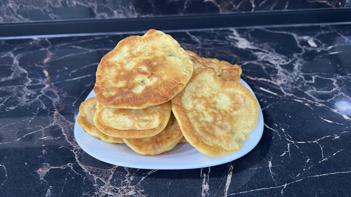 Оладьи с колбасой: идеальный перекус для любого случая