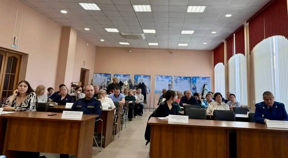 Прокурор Ленинского района г. Челябинска приняла участие в проведении заседания комиссии по делам несовершеннолетних Прокурор Ленинского района г. Челябинска приняла участие в проведении заседания комиссии по делам несовершеннолетних