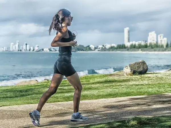 Как правильно бегать для эффективного похудения: советы для новичков