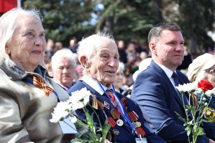 Ветераны получат по 50 и 10 тысяч рублей ко Дню Победы в Челябинской области