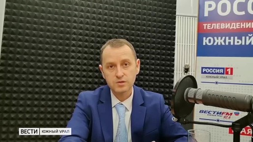 В Челябинске начали эвакуировать брошенные электросамокаты