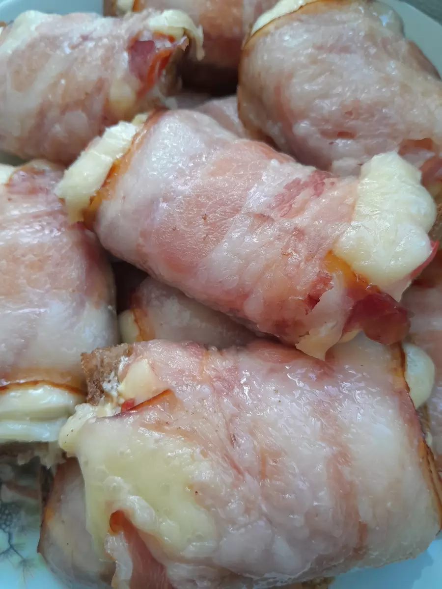 Сытные бутерброды с черным хлебом и беконом: идеальный рецепт для гурманов