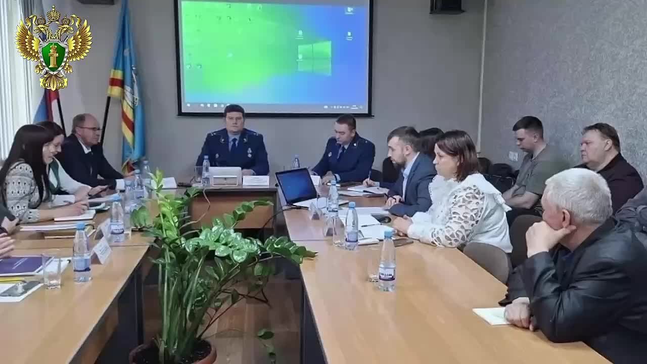 В Увельском муниципальном округе обсудили актуальные вопросы поддержки бизнеса и защиты прав граждан, в том числе участников СВО и членов их семей