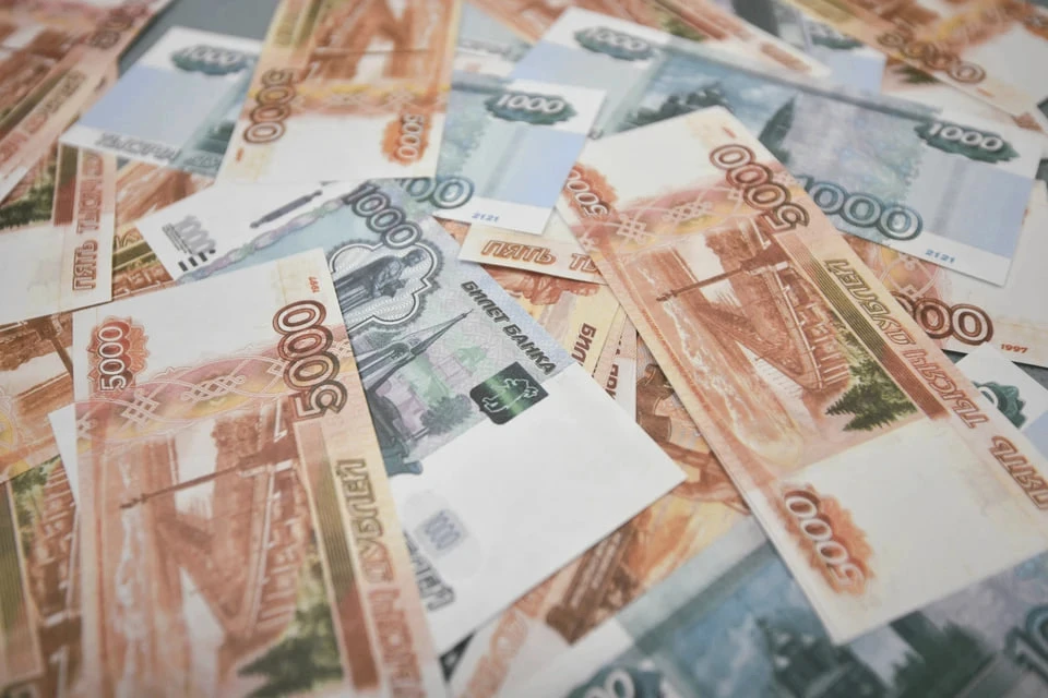 «Скорее снимай деньги»: супруги из Озерска отдали мошенникам 3,4 млн рублей