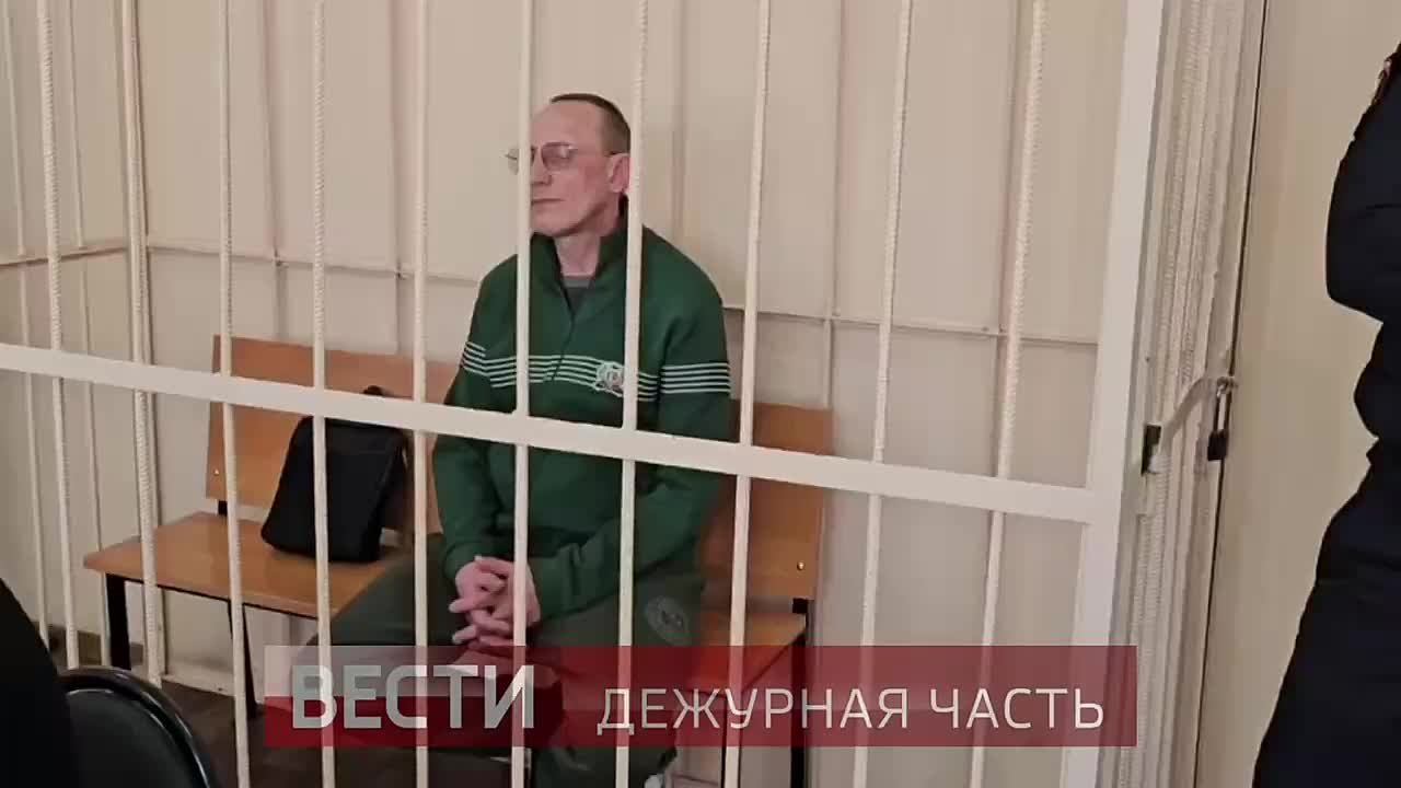 Центральный районный суд города Челябинска заключил под стражу на 2 месяца участника ОПГнеоднократно судимого Александра Вахрушева, которого ранее задержали сотрудникуУФСБ России по Челябиснкой области