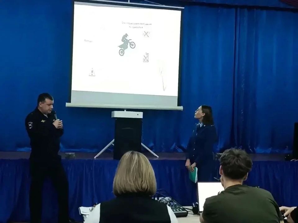 � ����-������ ���������� ����������� � ���������������� ������� ����� ���������������� ������ � ���������� ����������