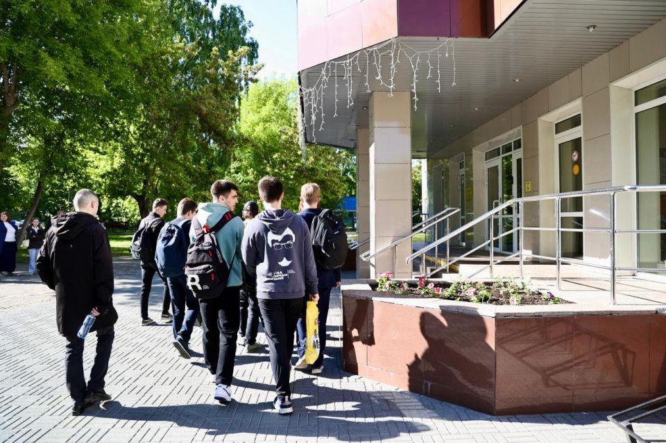 � ������ � �������� ���������� ���������� ������ �� ���� ����