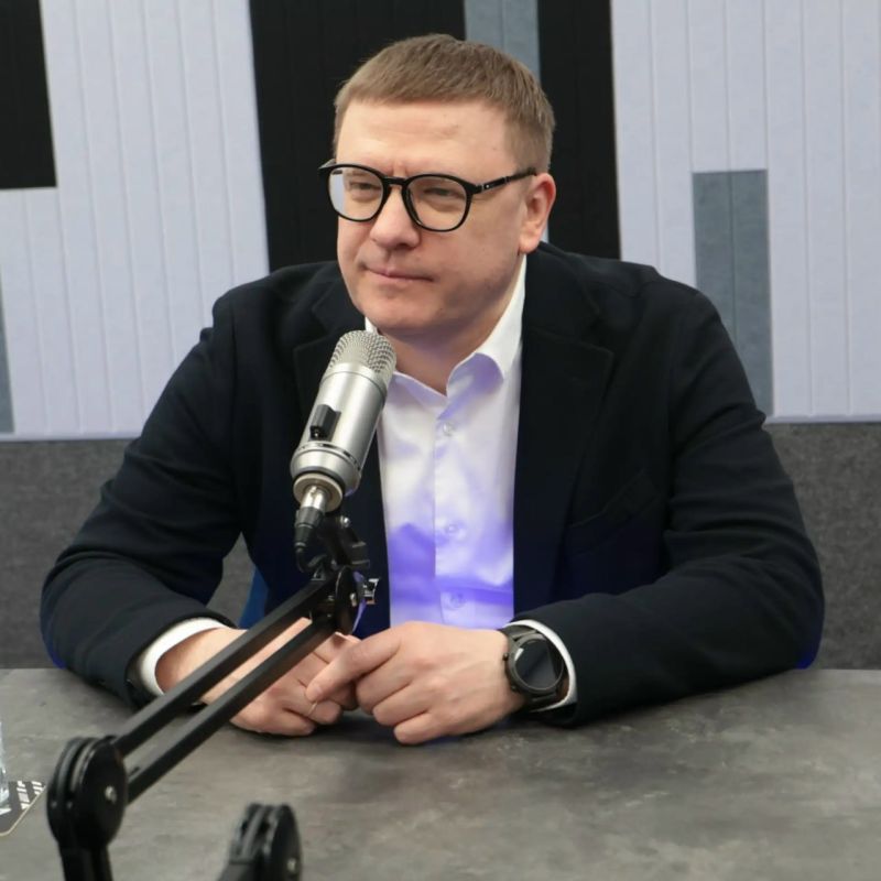 Алексей Текслер поздравил южноуральцев с Днём радио: