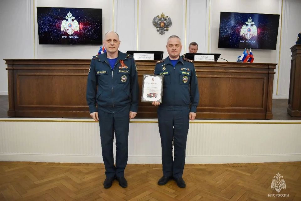 Важные вопросы повестки дня Важные вопросы повестки дня