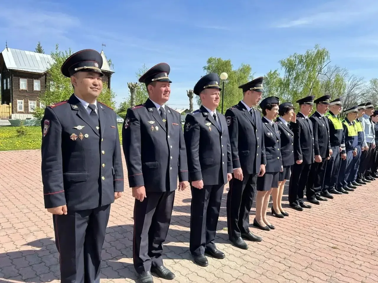 В Пластовском округе прошло торжественное мероприятие в честь 90-летия Госавтоинспекции
