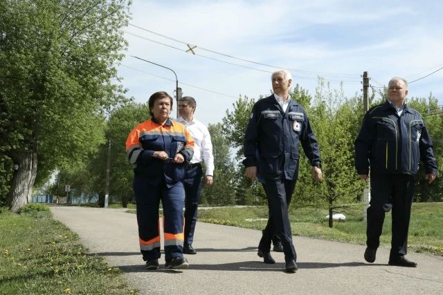 Глава Магнитогорска Сергей Бердников проинспектировал готовность Левобережных очистных сооружений к реконструкции Глава Магнитогорска Сергей Бердников проинспектировал готовность Левобережных очистных сооружений к реконструкции